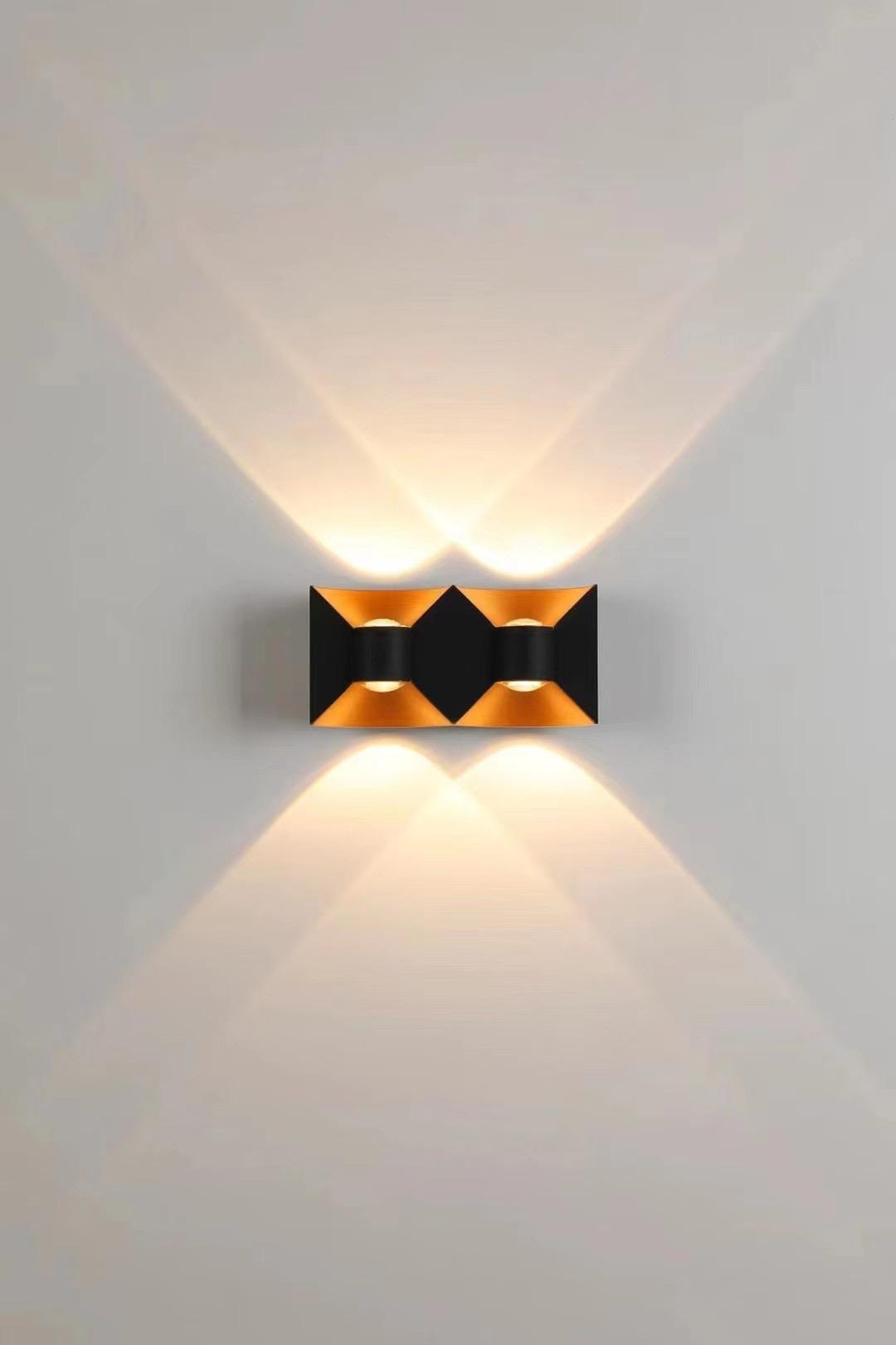 IP65 LED Wall Light Aluminum RGB Outdoor Waterproof Garden Fence Indoor Fashion Wall Lamp For Bedroom Bedside Living Room Stairs