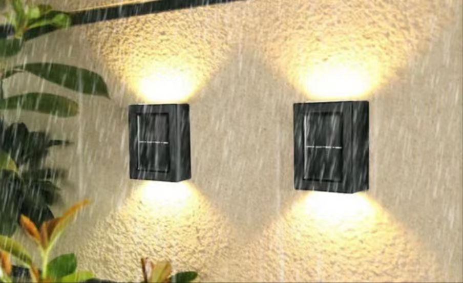 Solar Wall Outdoor Garden Home Wall Lamp Waterproof Up and Down Lighting Lamp Villa Decorative Garden Wall Lamp