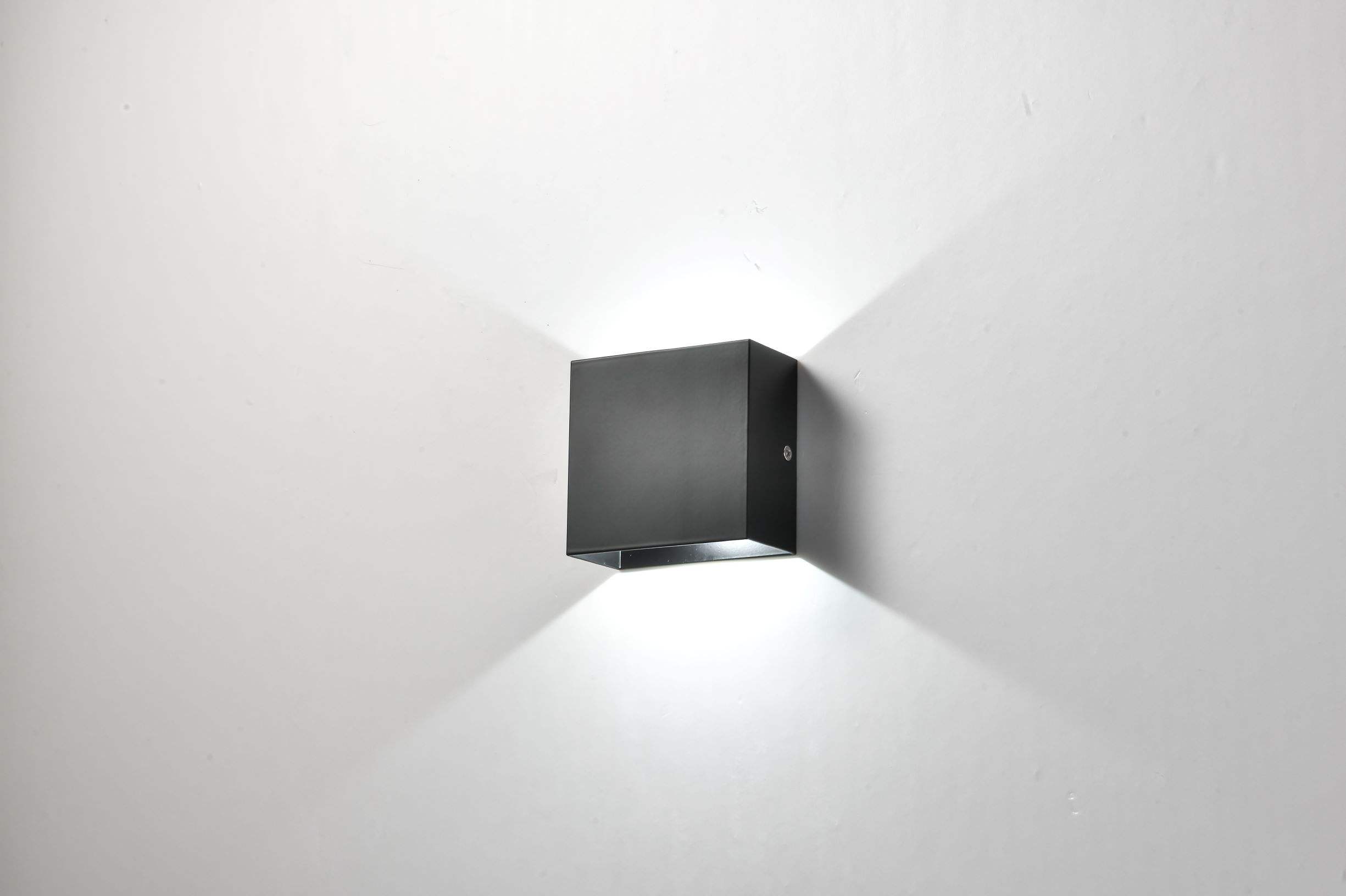 6W LED Cube COB Indoor Wall Lamp Energy Saving Hotel Room Stairway Wall Sconce Power Wall Light Nightlight LED Garden