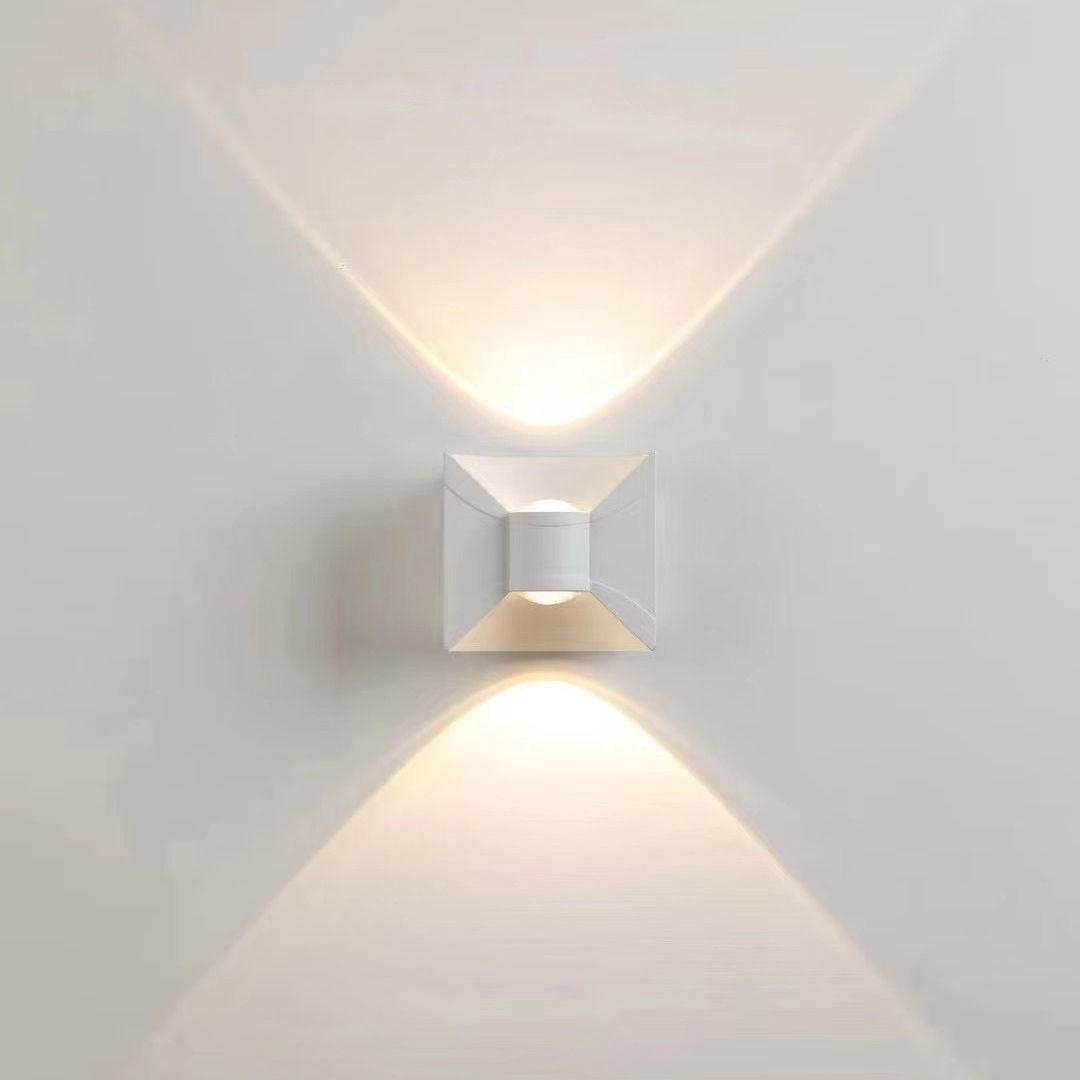 IP65 waterproof up and down outdoor indoor wall lamp hot sale 6W wall light high quality