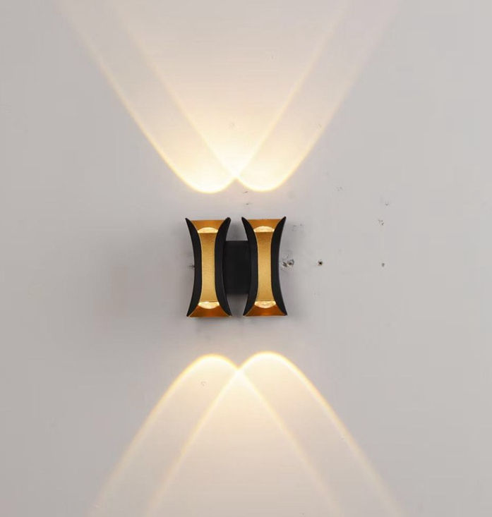 New Waterproof LED Wall Lamp Outdoor Indoor Balcony Aluminum Porch Garden Sconce Villa Wall Light Luminaire