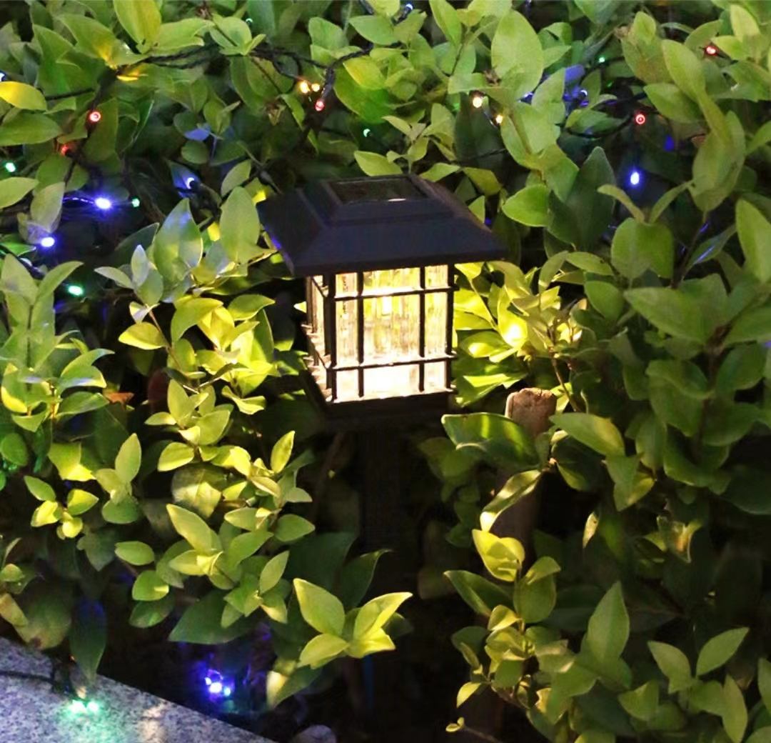 5LED Solar courtyard lamp lawn ground lamp Garden solar lamp garden trellis outdoor antique room light decoration American style 