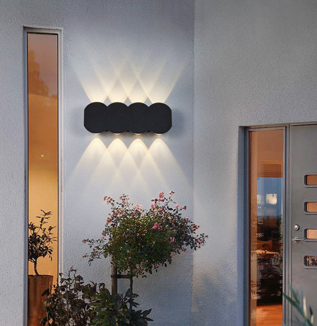Modern Waterproof outdoor 4W LED wall lamp IP65 Aluminum UP and Down Wall Light Garden porch Sconce Decoration Light 110V 220VModern Waterproof Outdoor 4W LED Wall Lamp IP65 Aluminum UP And Down Wall Light Garden Porch Sconce Decoration Light 110V 220V