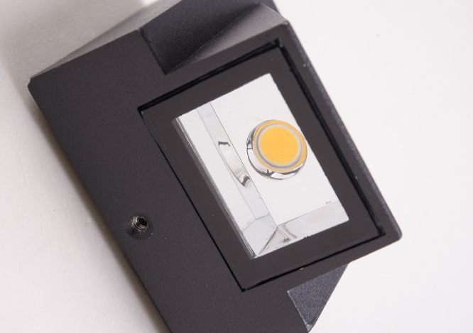 Outdoor Lighting Waterproof Wall Lamp Modern Aluminum Up And Down Led Wall Light Exterior Garden Porch Light