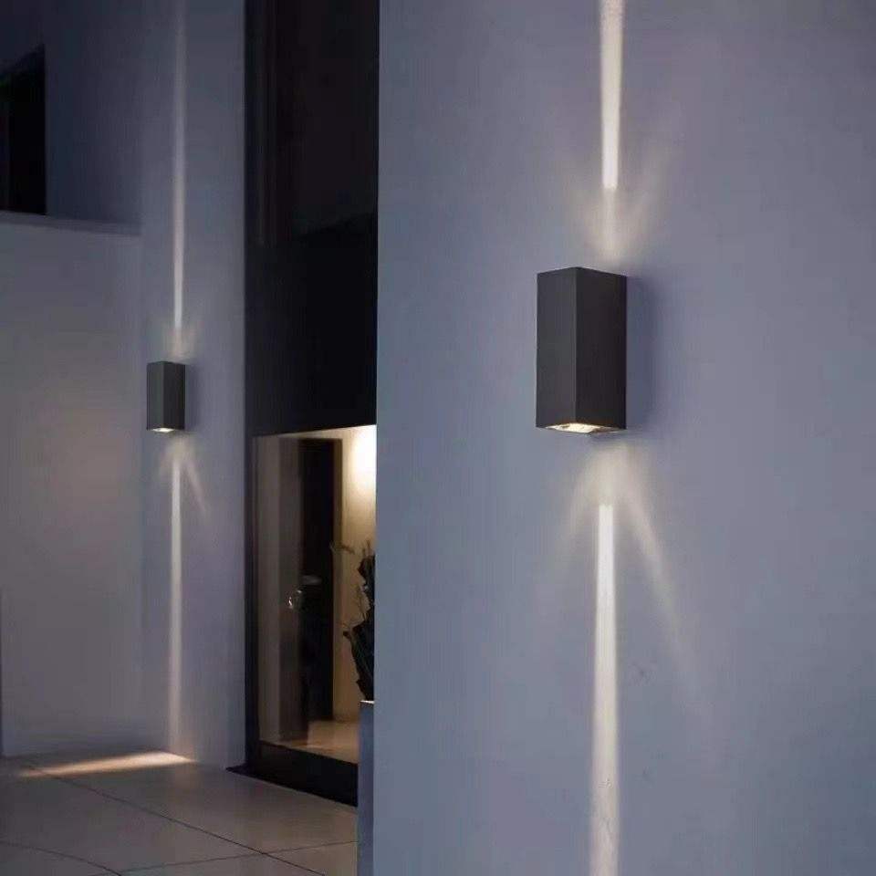 Modern Led Lamp Black Shell Beam Light Waterproof Wall Light And Outdoor Nightlight Up And Down Wall Lights for Home