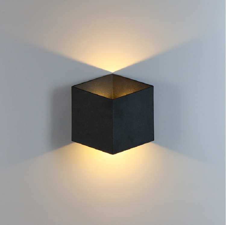 modern outdoor lighting sconces