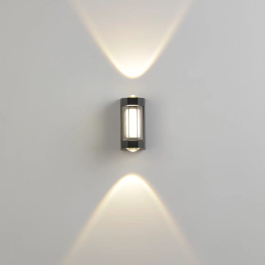 2023 Modern LED Wall Light Waterproof IP65 Up Down 10W Outdoor Lighting Home Hotel Shop Corridor Porch Sconce Wall Lamps AC 220V 110V