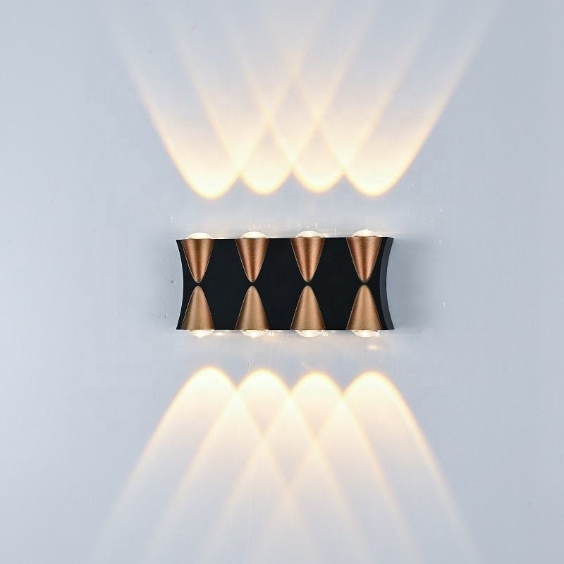 Waterproof 4/6W LED Wall Lamp Indoor Outdoor Aluminum Wall Light Surface Mounted LED Garden Porch Light Decoration Accessories