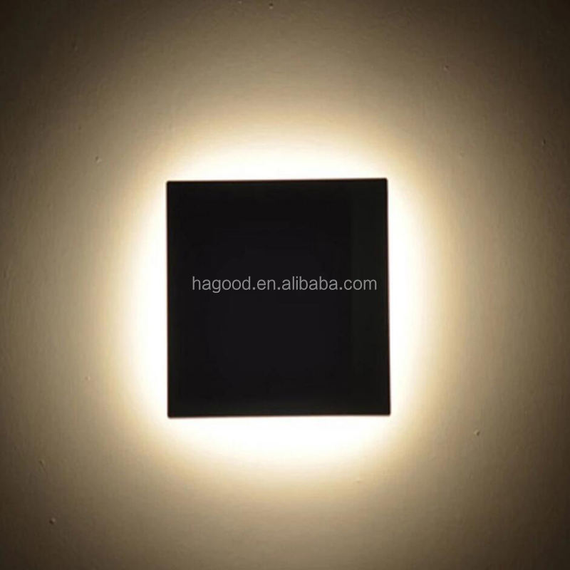 Square wall lamp