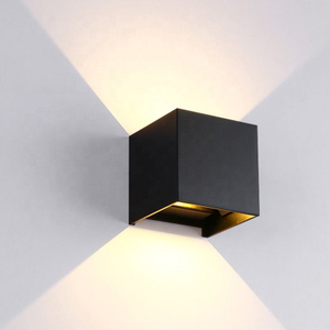 Industrial Style AC85-265V Waterproof IP65 Adjustable Beam Aluminum And Outdoor LED Cube Waterproof Wall Light