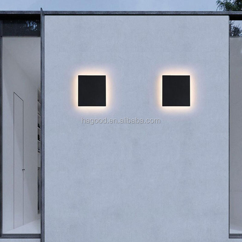Moon wall lamp