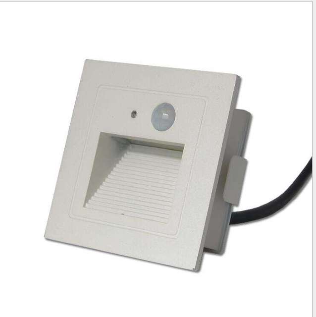 Recessed wall foot lamp with motion sensor