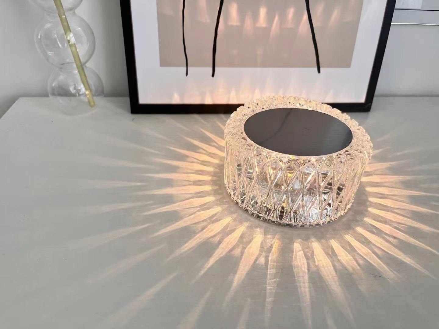 Romantic crystal lamp