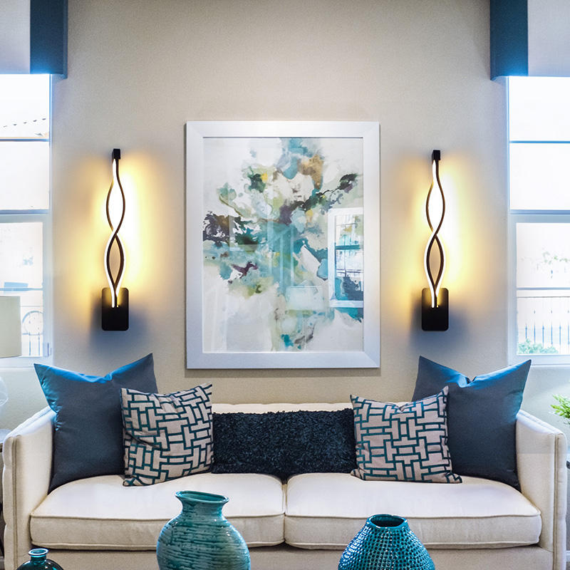 wall mounted bedside lamp