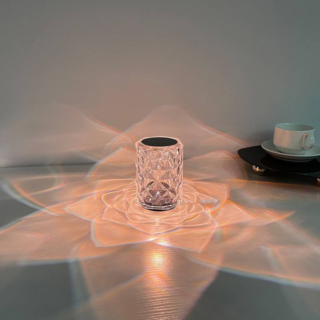 Acrylic Table Lamp Transparent Table Lamp 3D Table Lamp Atmosphere Sense Bar Restaurant Table Lamp