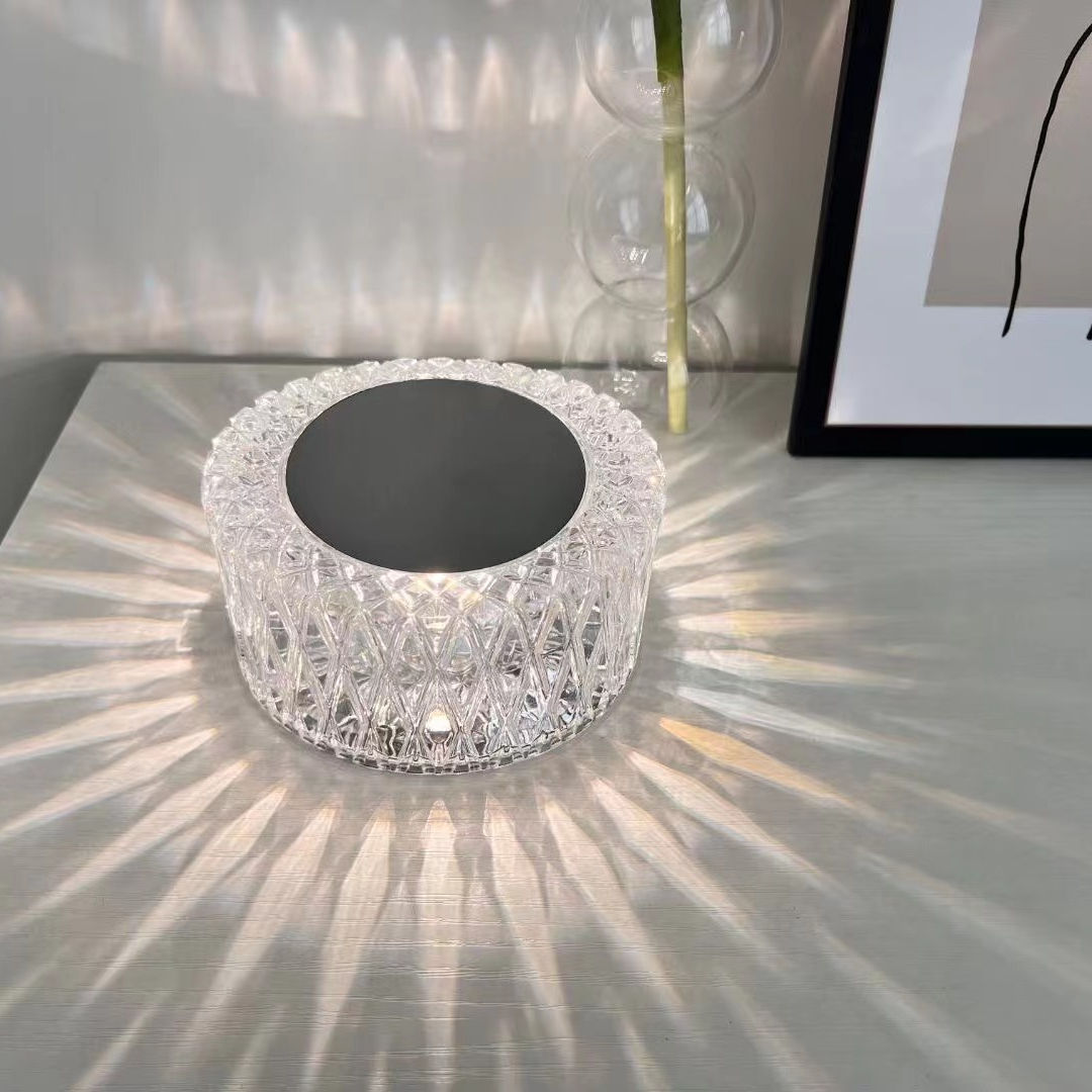 Romantic crystal lamp
