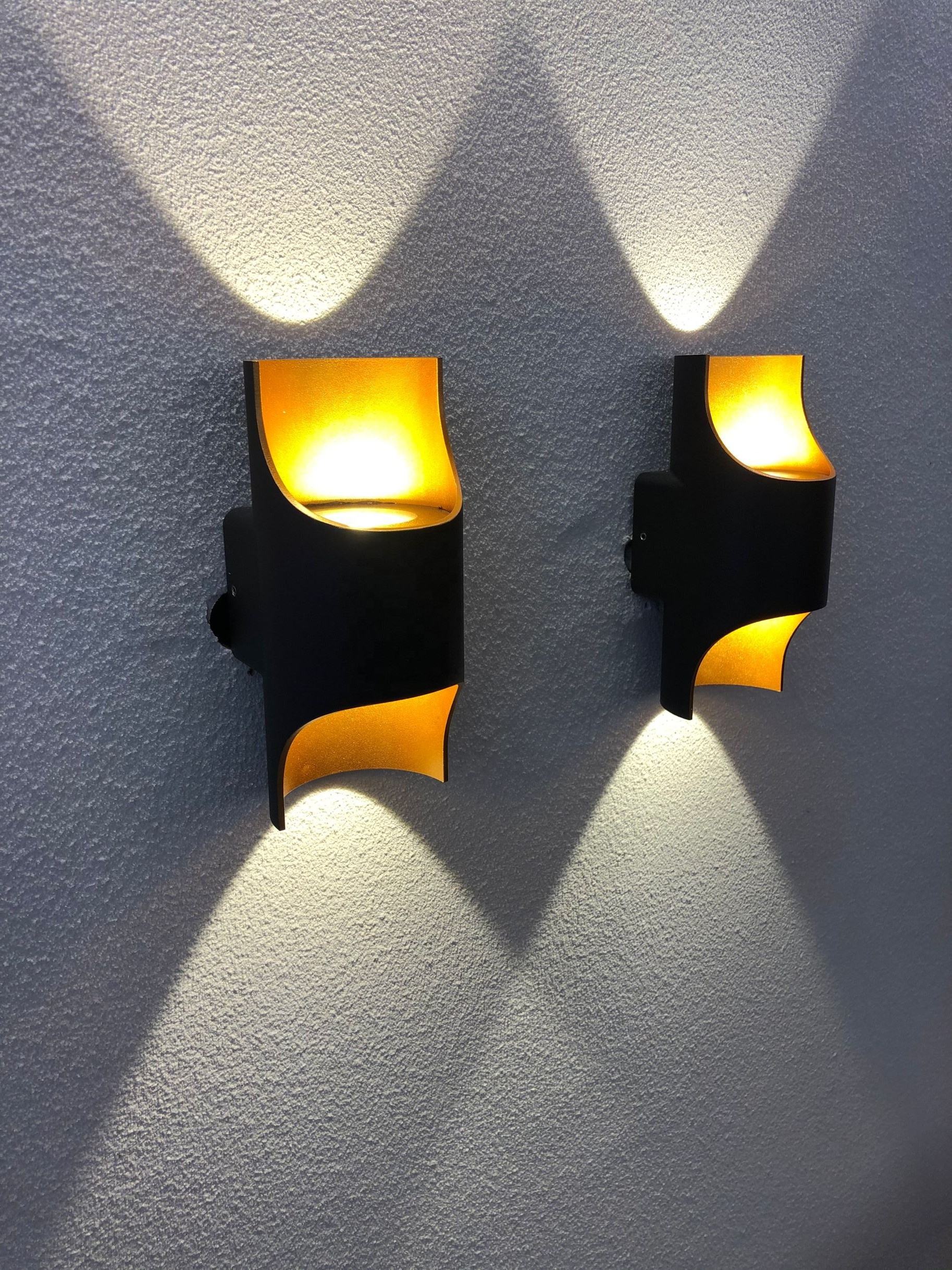 Post-modern Nordic creative living room background bedroom bedside aisle wall lamp bar double head industrial wall lamp
