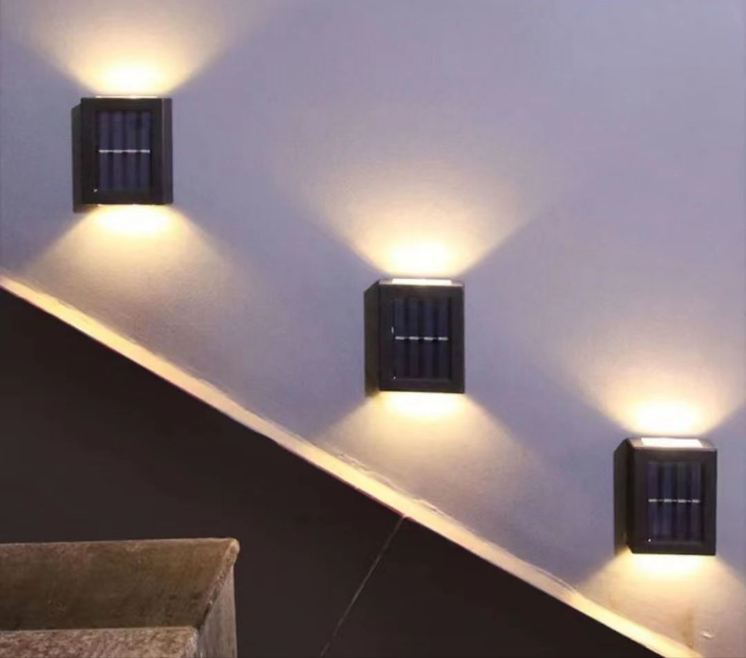 Solar Wall Outdoor Garden Home Wall Lamp Waterproof Up and Down Lighting Lamp Villa Decorative Garden Wall Lamp