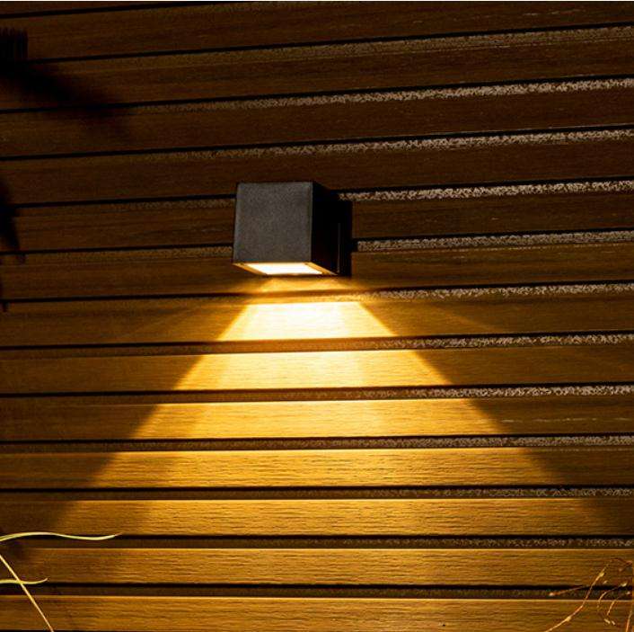 solar wall lamp outdoor