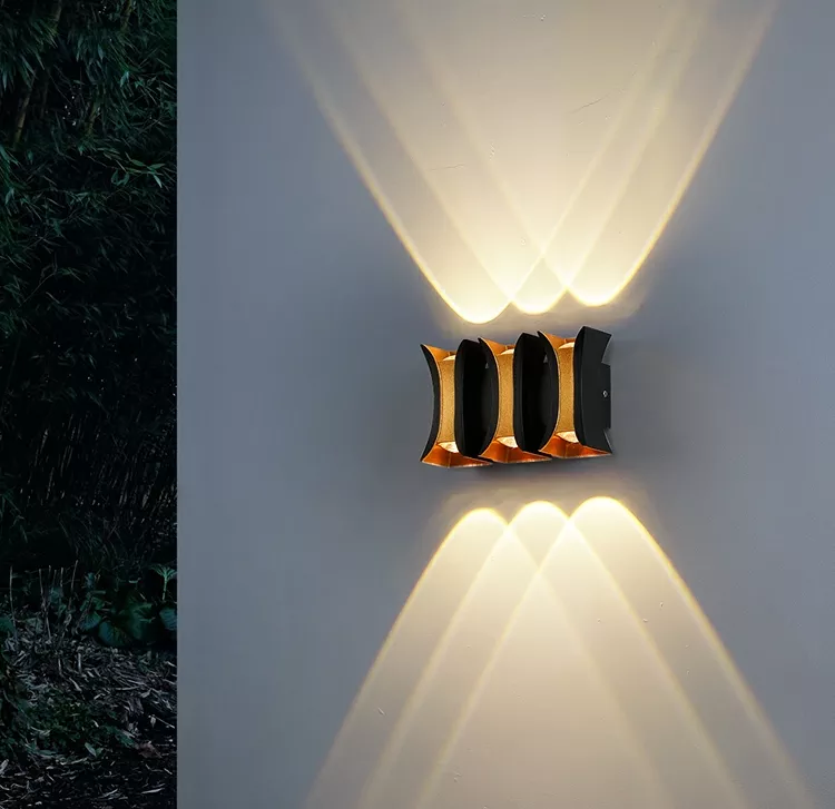 New Waterproof LED Wall Lamp Outdoor Indoor Balcony Aluminum Porch Garden Sconce Villa Wall Light Luminaire