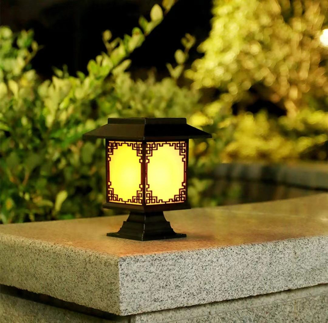 5LED Solar courtyard lamp lawn ground lamp Garden solar lamp garden trellis outdoor antique room light decoration American style 