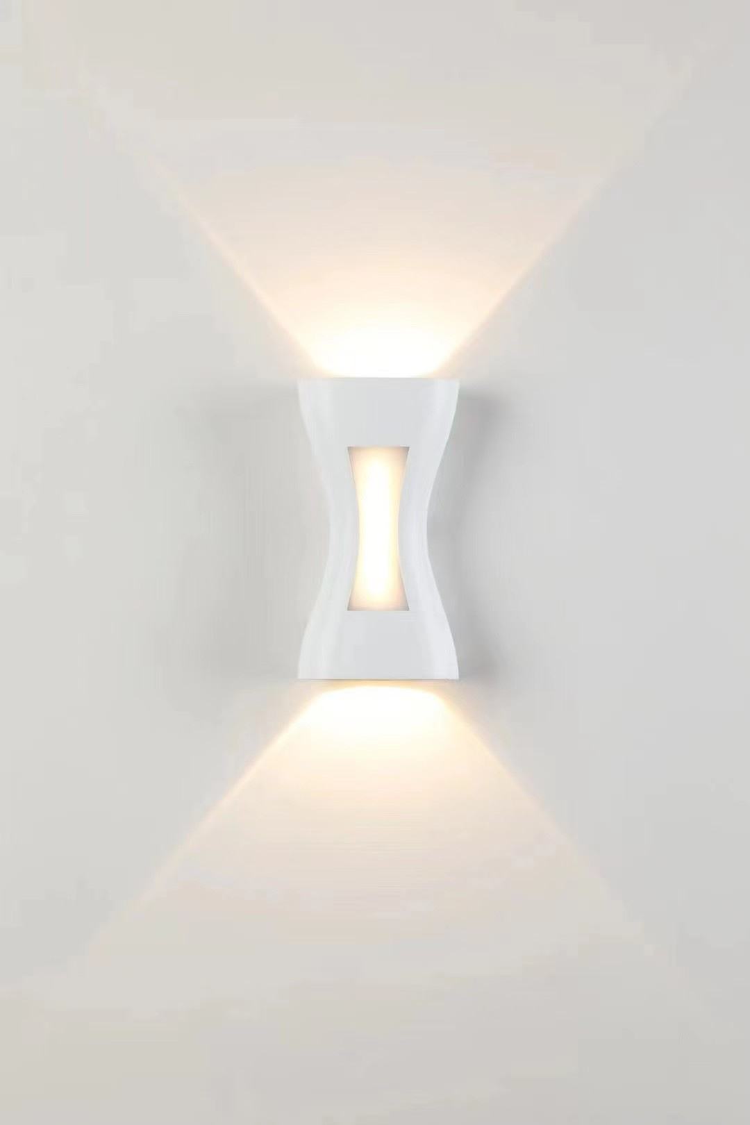 2023 Modern LED Wall Light Waterproof IP65 Up Down 10W Outdoor Lighting Home Hotel Shop Corridor Porch Sconce Wall Lamps AC 220V 110V