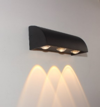 Modern Simple Outdoor Waterproof IP65 LED Wall Lamp