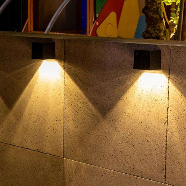 New solar wall light outdoor garden wall lamp household square night light energy saving lamp waterproof