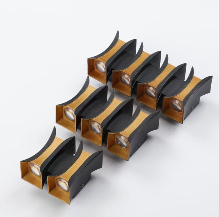 New Waterproof LED Black Long Strip Wall Lamp for RGB Outdoor Balcony Aluminum Porch Garden Sconce Villa Wall Light Luminaire