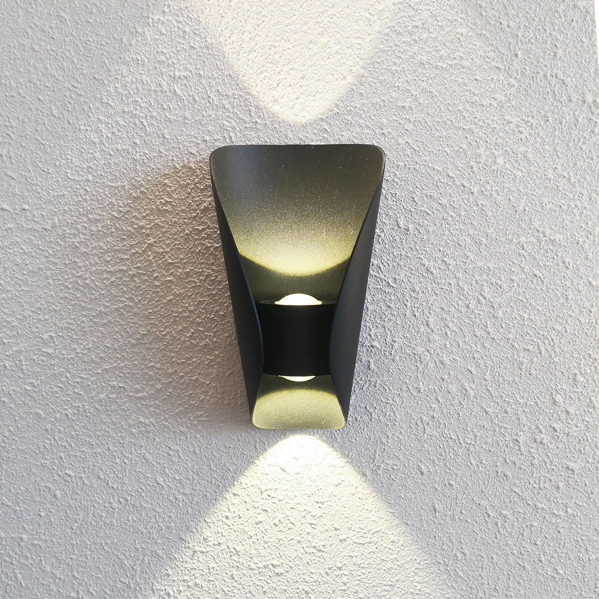 outdoor wall sconce