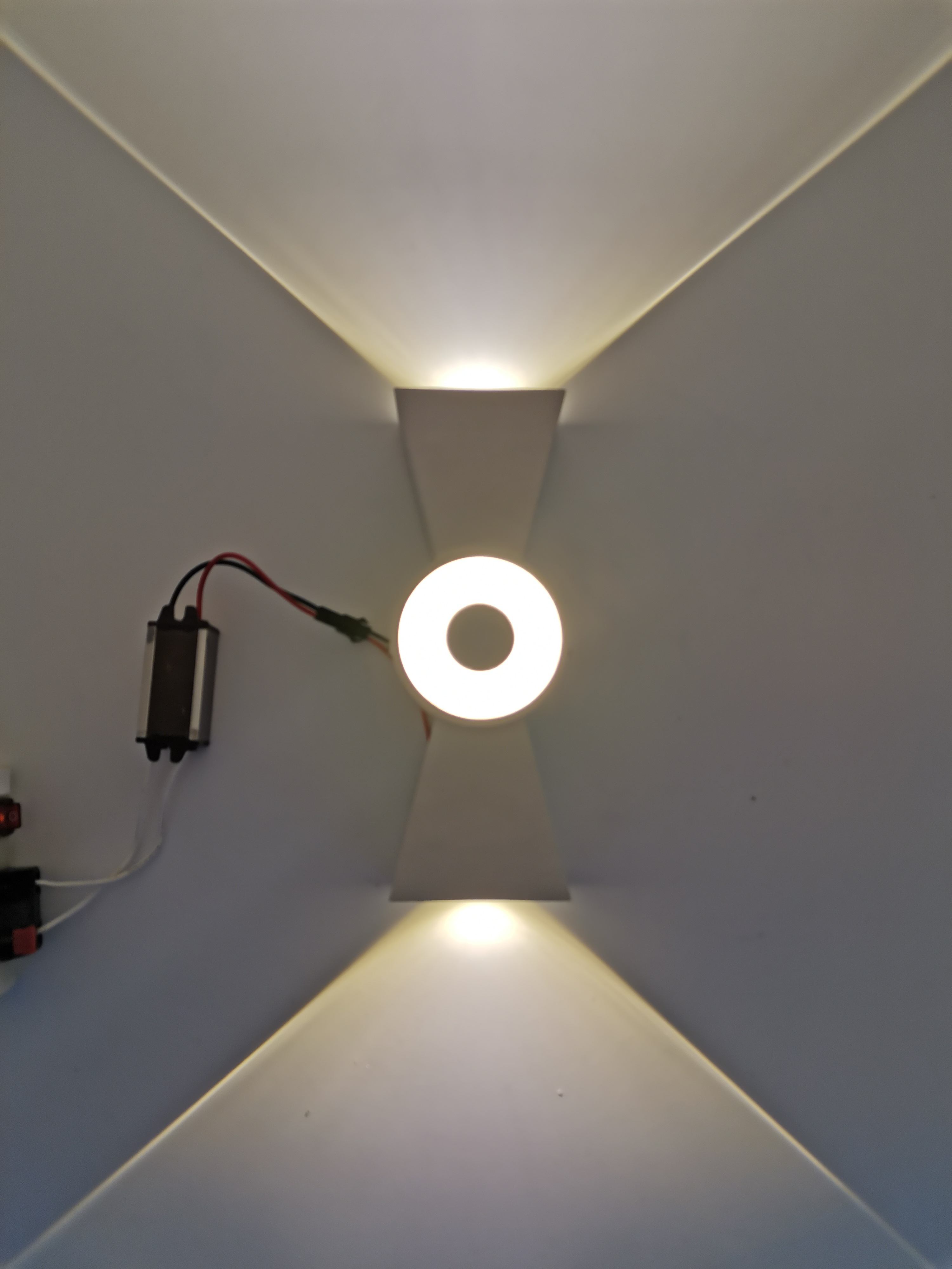 garden wall lamp