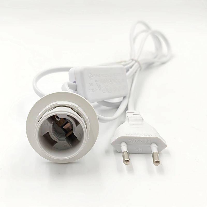 High Quality E27 E14 Brass porcelain Plastic Lamp Holder Socket Base LED terminal bulb Ceiling Lampholder