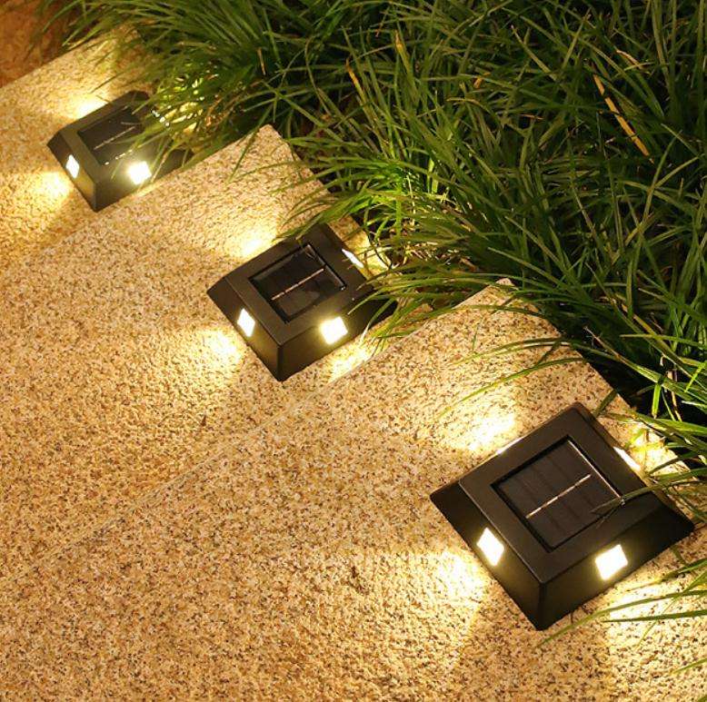 4 LED Solar Lamp IP65 Waterproof Outdoor Light Courtyard Wall Lamp for Garden And Villa Decoration Step Light