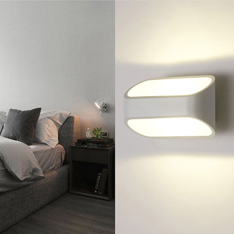 New 5W RGB Wall Lamp Up Down Indoor Wand Lamp LED Background Wall Light for House And Hotel Decoration
