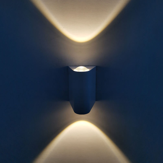 Factory Direct Selling High-quality Outdoor Waterproof LED Wall Lamp Villa Hotel Corridor Stair Lamp