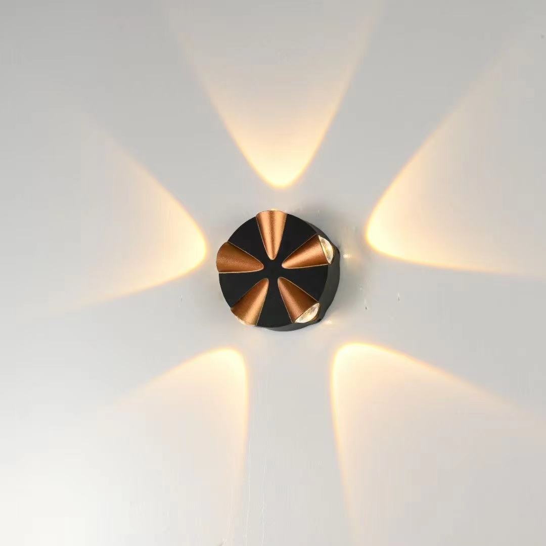 black outdoor wall sconce