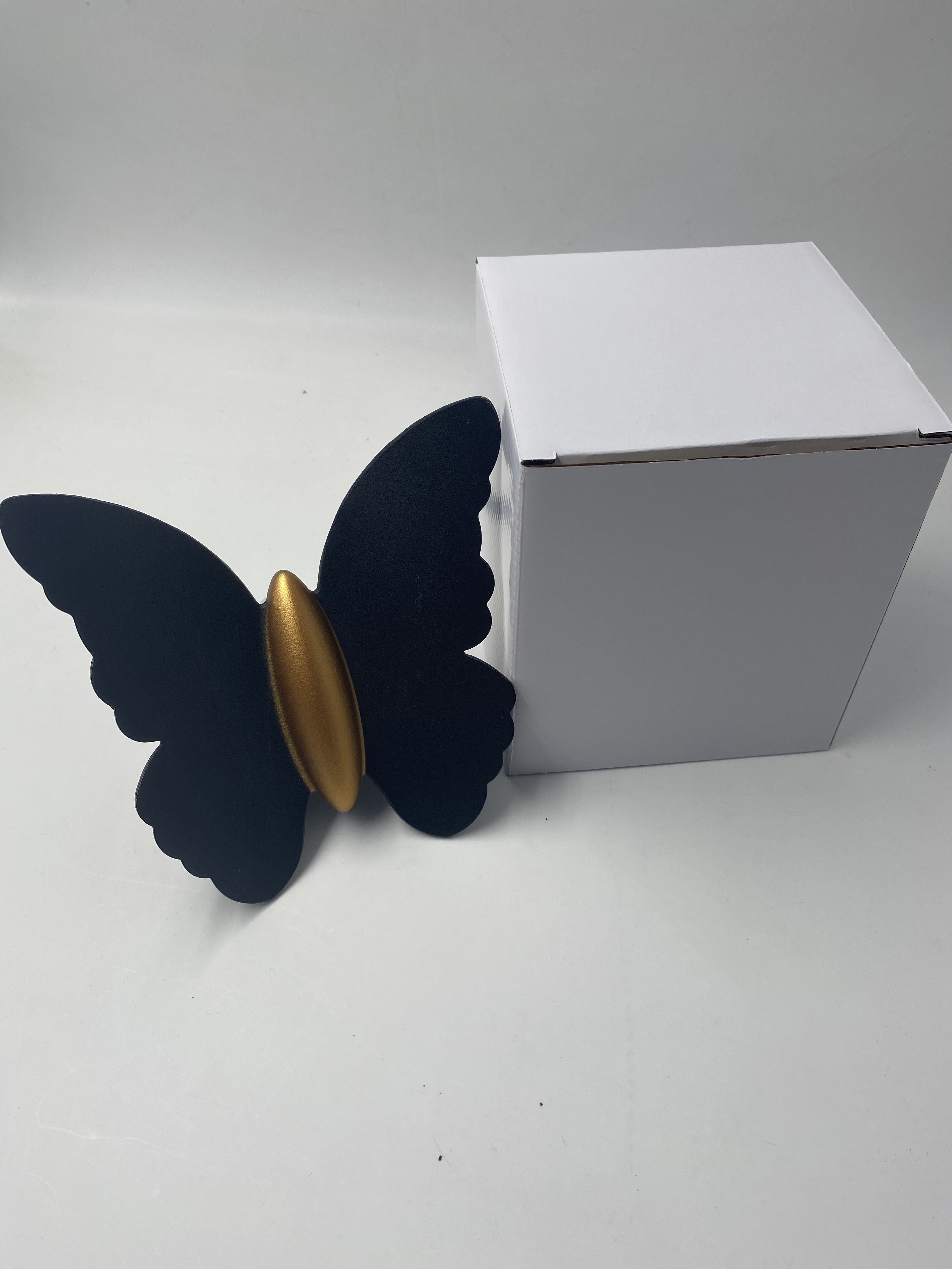 summer Hot selling butterfly shaped outdoor wall lamp IP65 waterproof wall light for garden decoration aisle bracket light
