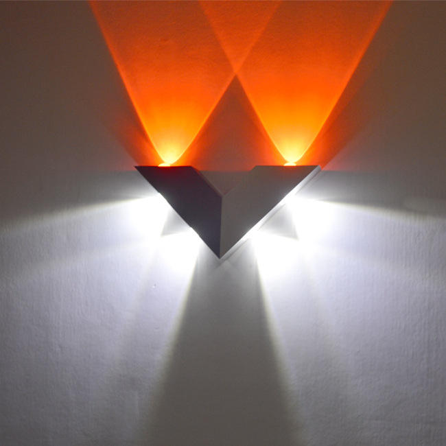 New Modern Triangle Aluminum lamp Indoor Wall Lamp 6 LED V Shape Sconce
