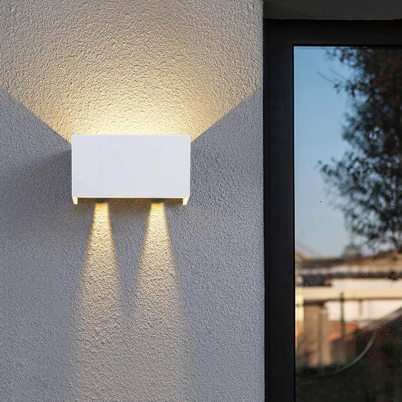 Waterproof Outdoor Wall Lamp LED Long Wall Lamp IP65 Aluminum Light Garden Villa Porch Sconce Light 110V 220V Sconce Luminaire