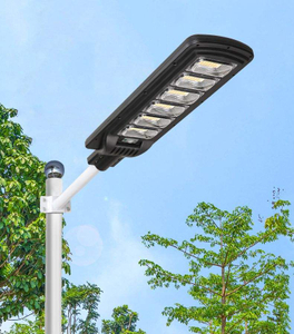 IP66 Outdoor Waterproof and Lightning Protection Solar Flood Light with Anti-shedding PC Glass Frame Solar Street Light
