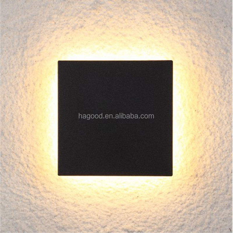Square wall lamp