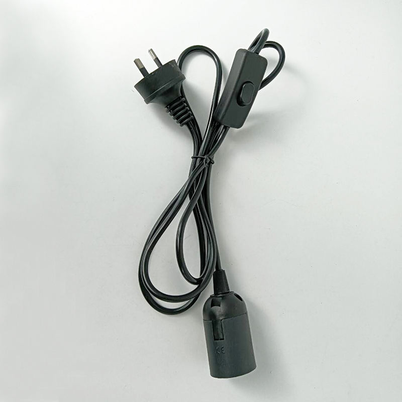 Material Waterproof Lamp Holder E27 Plastic Black White PVC Style Rubber Color Screw Origin Iron Cooper E27 light bulb holder