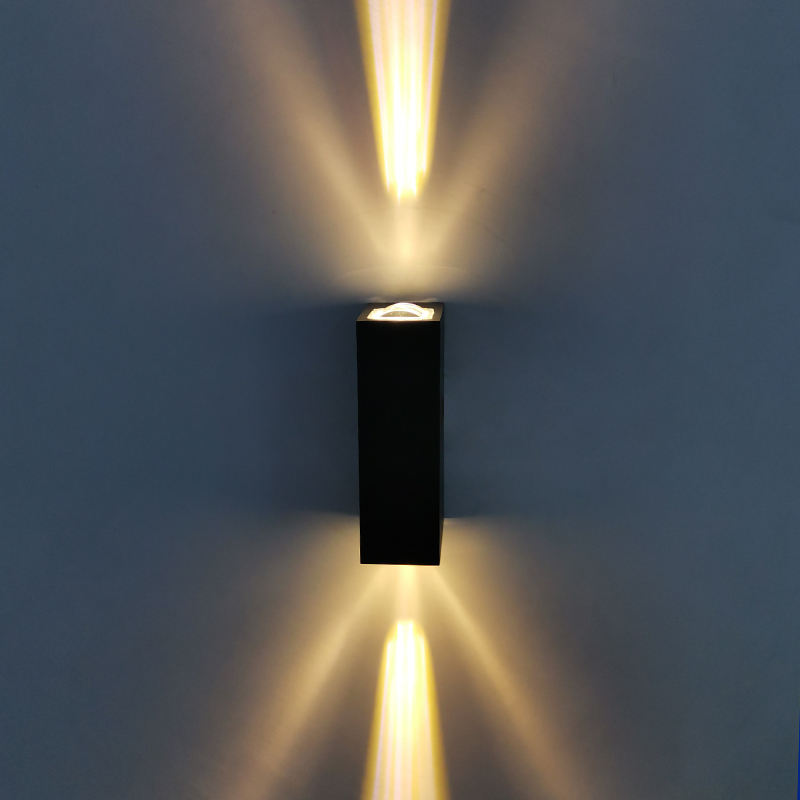 black outdoor wall sconce