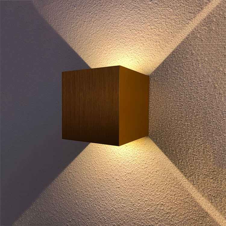 Adjustable IP65 Waterproof Indoor & Outdoor Cube Cob LED Wall Lamp Living Bedroom Aluminum Up And Down Led Garden Porch Light