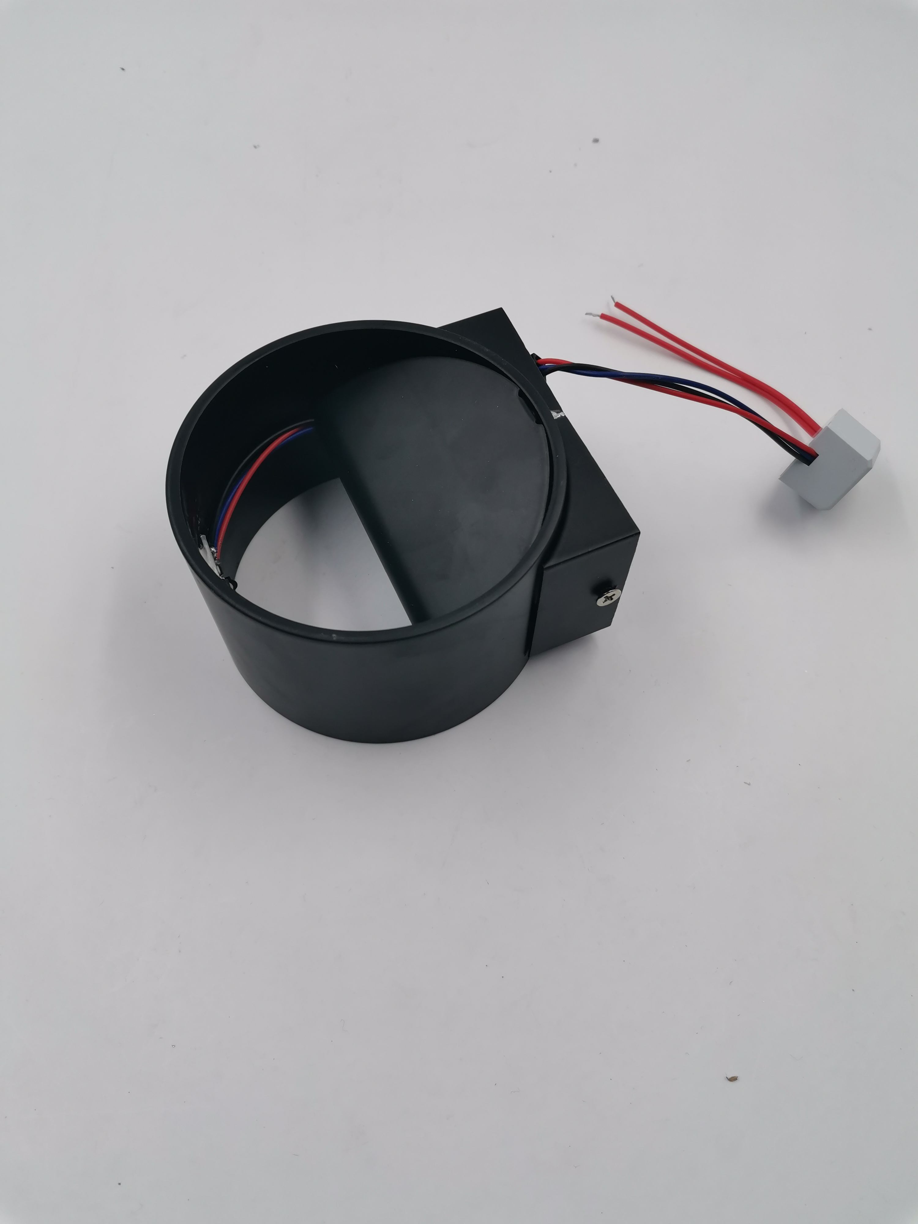 Lamp housing