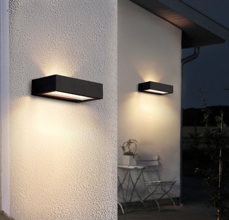solar street lamp
